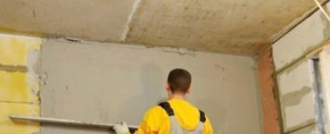 Mechanized wall plaster: pros and cons
