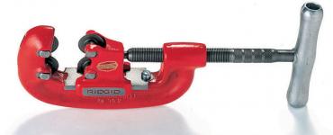 Pipe cutter for steel pipes: types, tips for selecting a model and nuances of proper operation